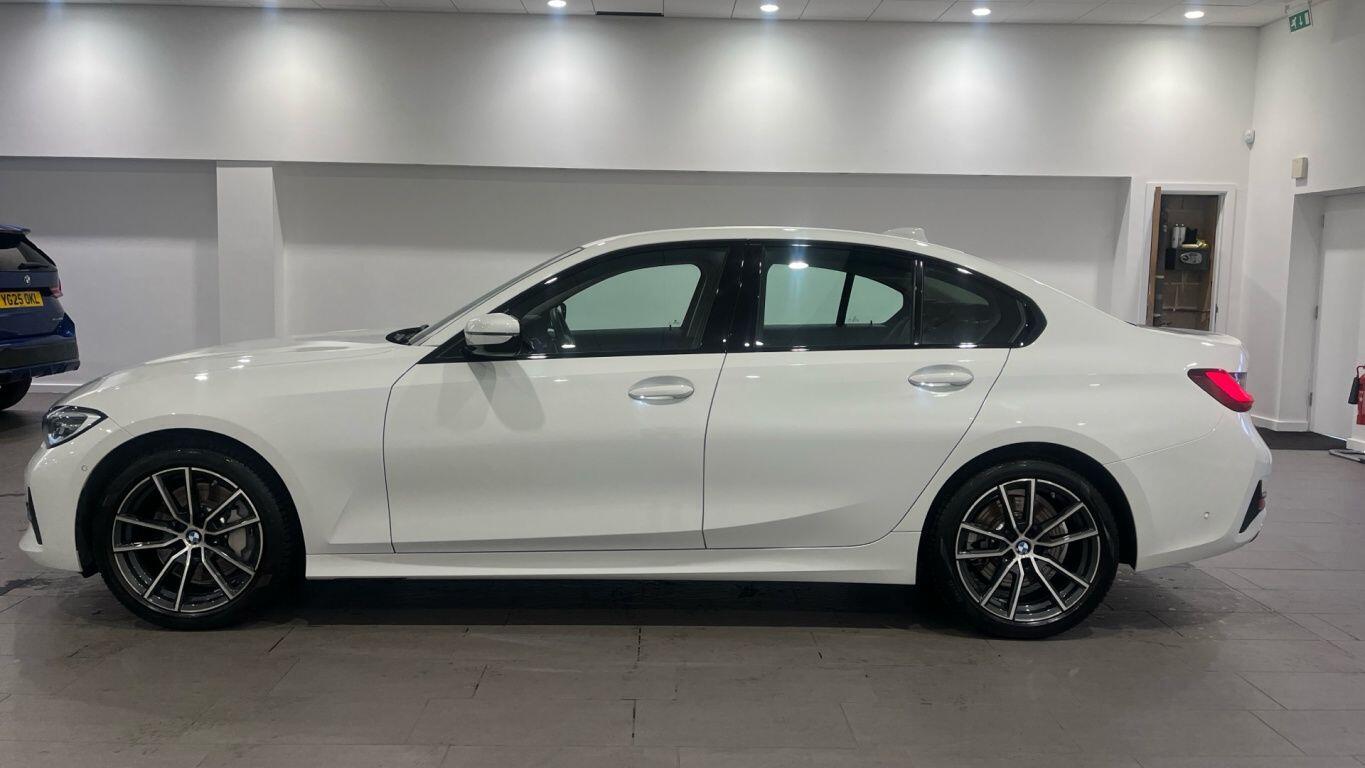 Used BMW 3 Series 2022 for sale - 76760243: Photo 2