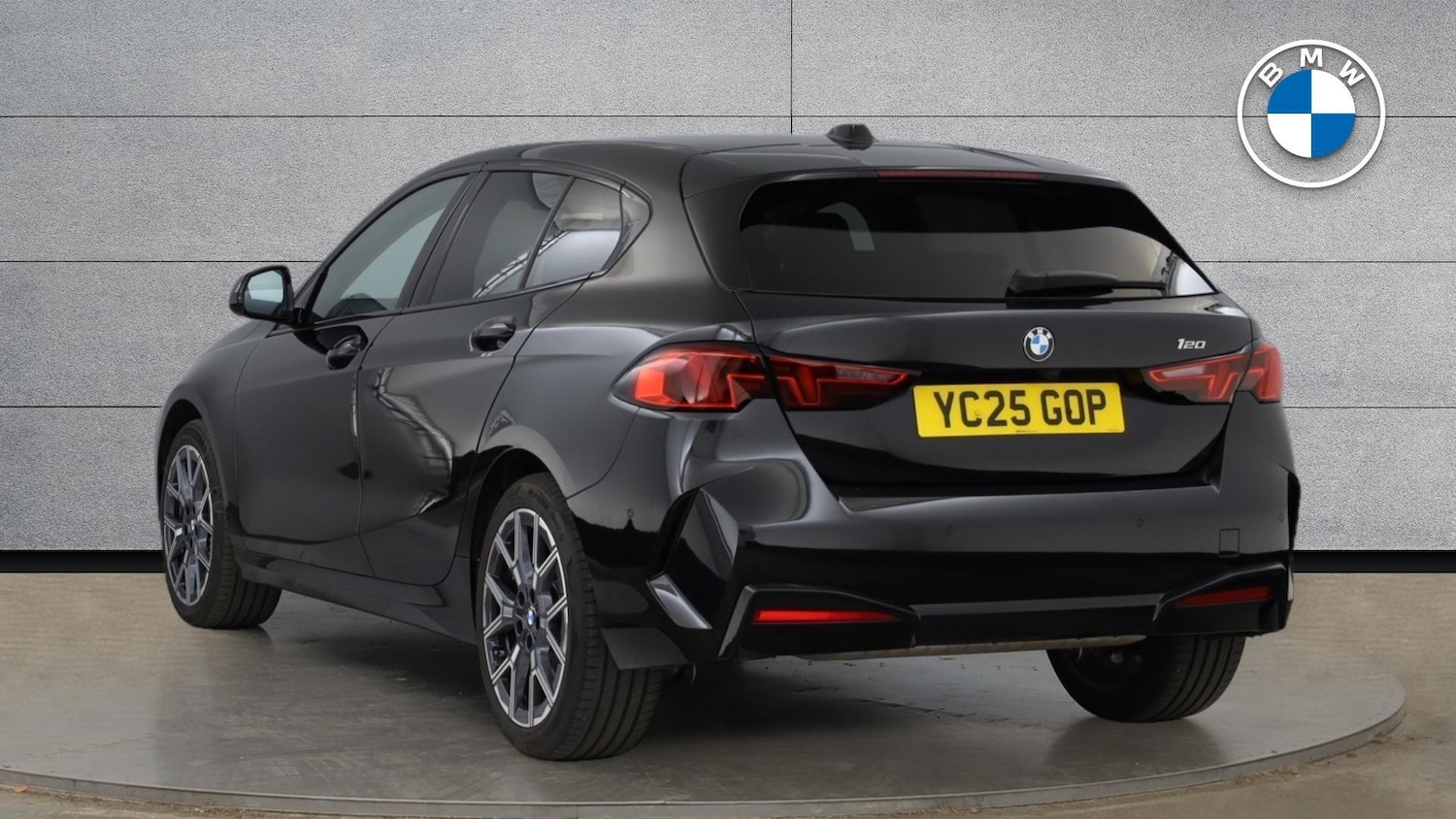 Used BMW 1 Series 2025 for sale - 76760315: Photo 2