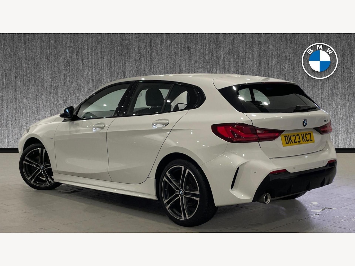 Used BMW 1 Series 2023 for sale - 76760422: Photo 2