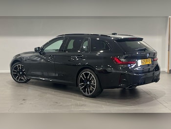 Used BMW 3 Series 2025 for sale - 77376199: Photo