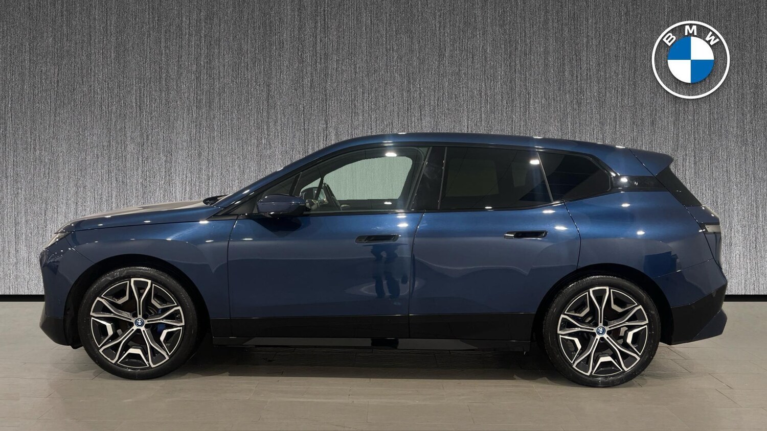 Used BMW iX 2022 for sale - 77387322: Photo 3