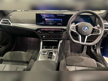 Used BMW 3 Series 2025 for sale - 77305267: Photo