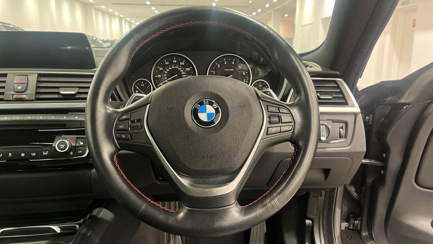 Used BMW 4 Series 2017 for sale - 77839271: Photo 5