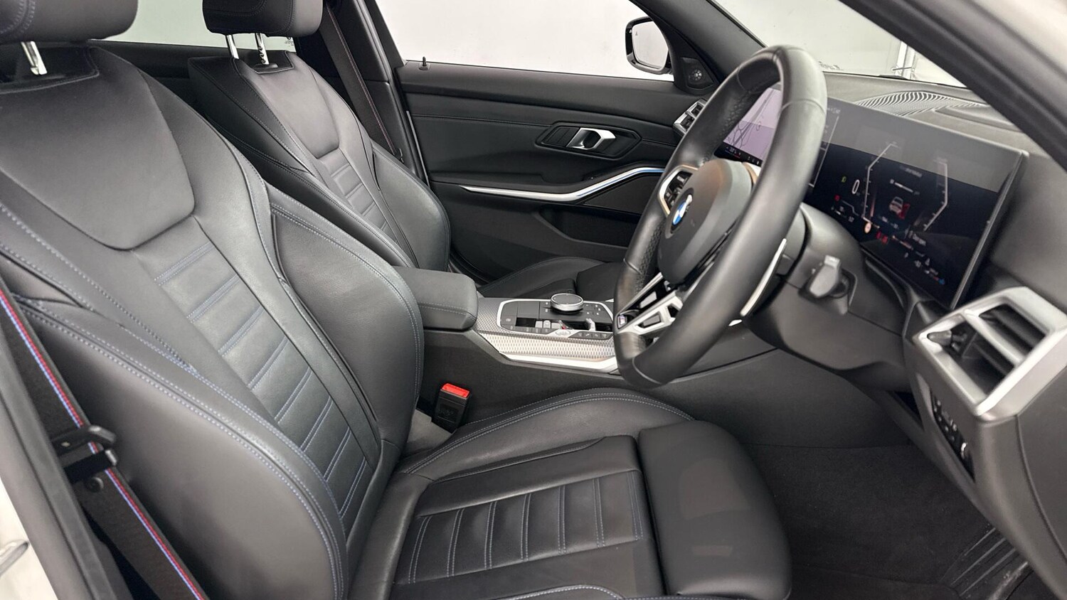 Used BMW 3 Series 2025 for sale - 78100117: Photo 11