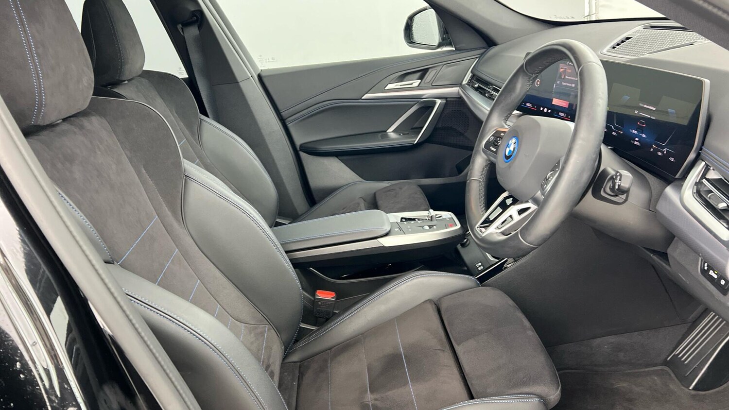 Used BMW iX1 2025 for sale - 77029003: Photo 11