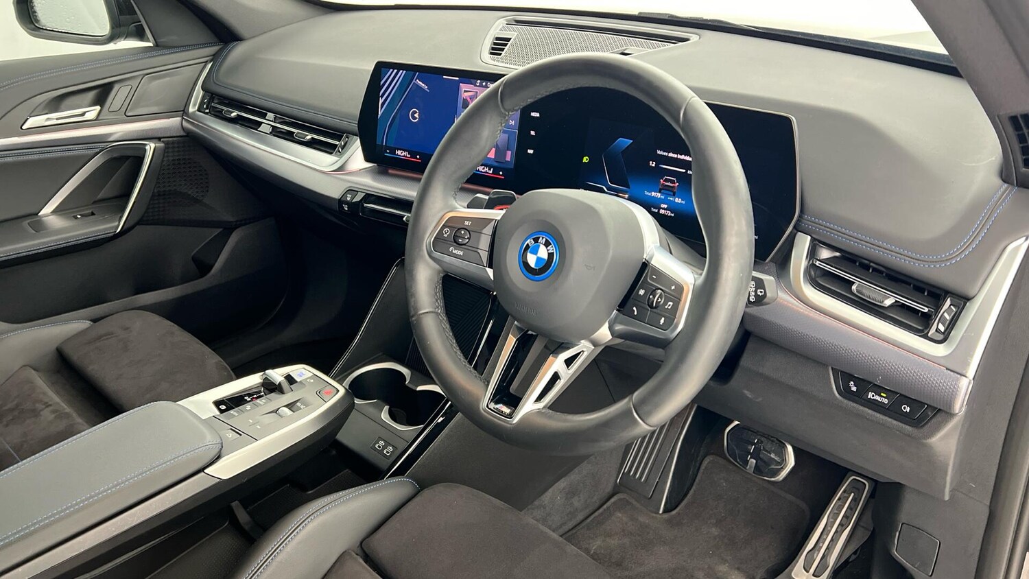 Used BMW iX1 2025 for sale - 77029003: Photo 6