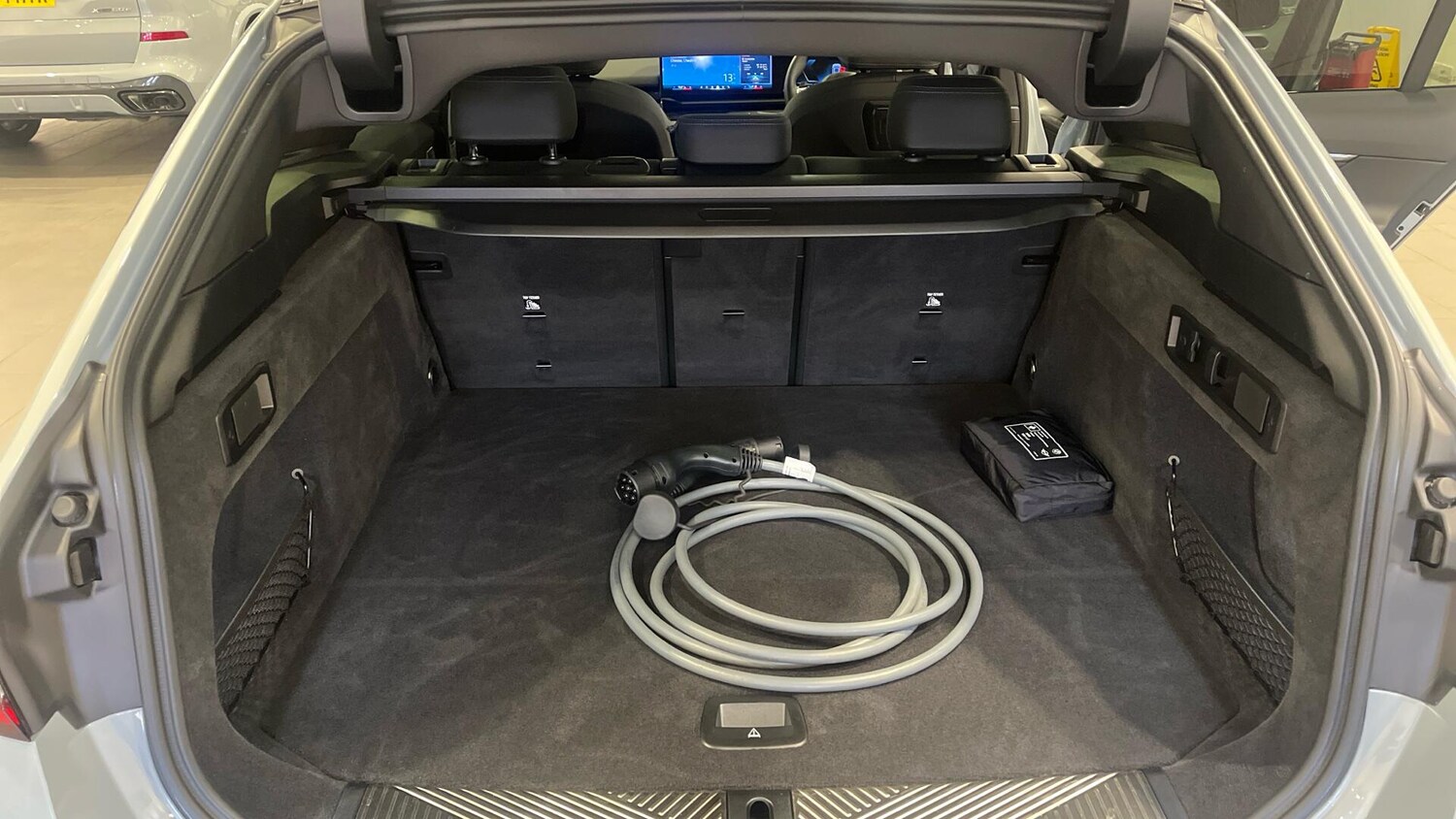 Used BMW i5 2025 for sale - 76760428: Photo 13