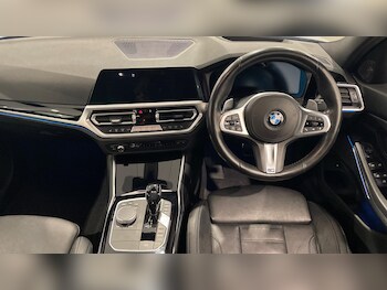 Used BMW 3 Series 2021 for sale - 77254648: Photo