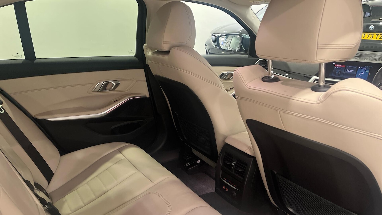 Used BMW 3 Series 2020 for sale - 76760311: Photo 12