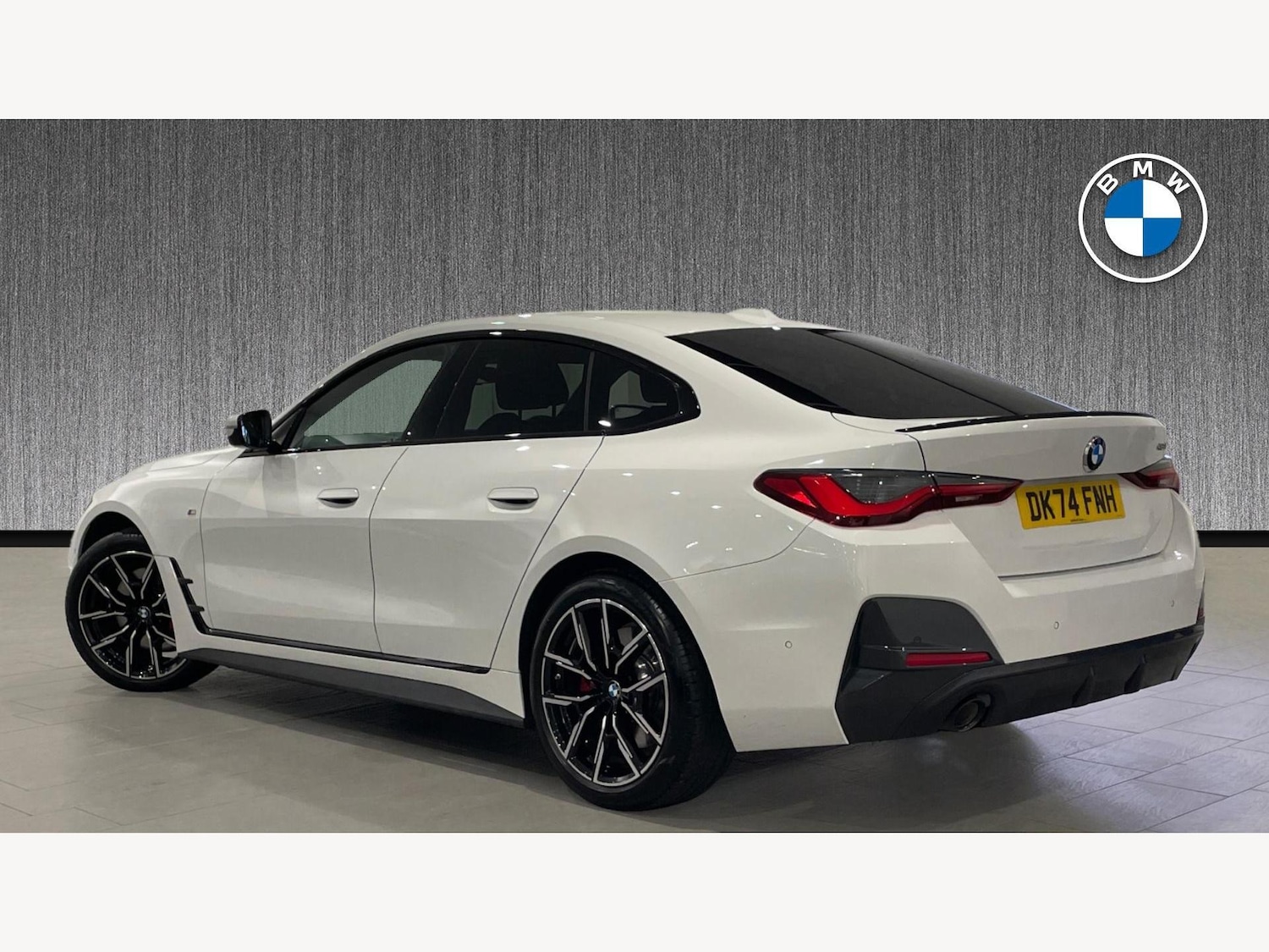 Used BMW 4 Series 2024 for sale - 76953408: Photo 2
