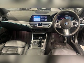 Used BMW 3 Series 2021 for sale - 76975511: Photo