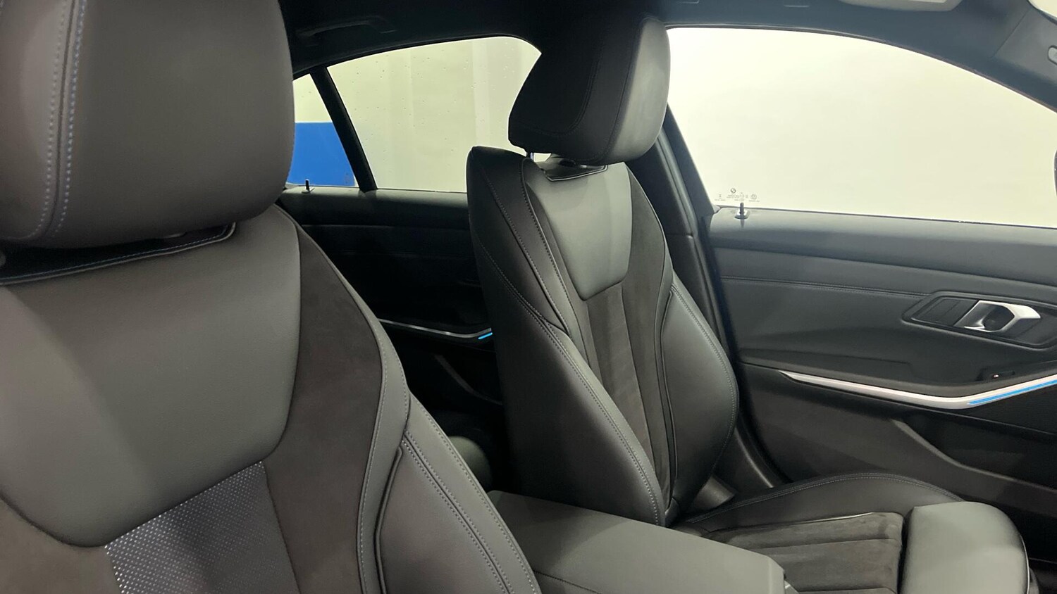 Used BMW 3 Series 2024 for sale - 77586360: Photo 19