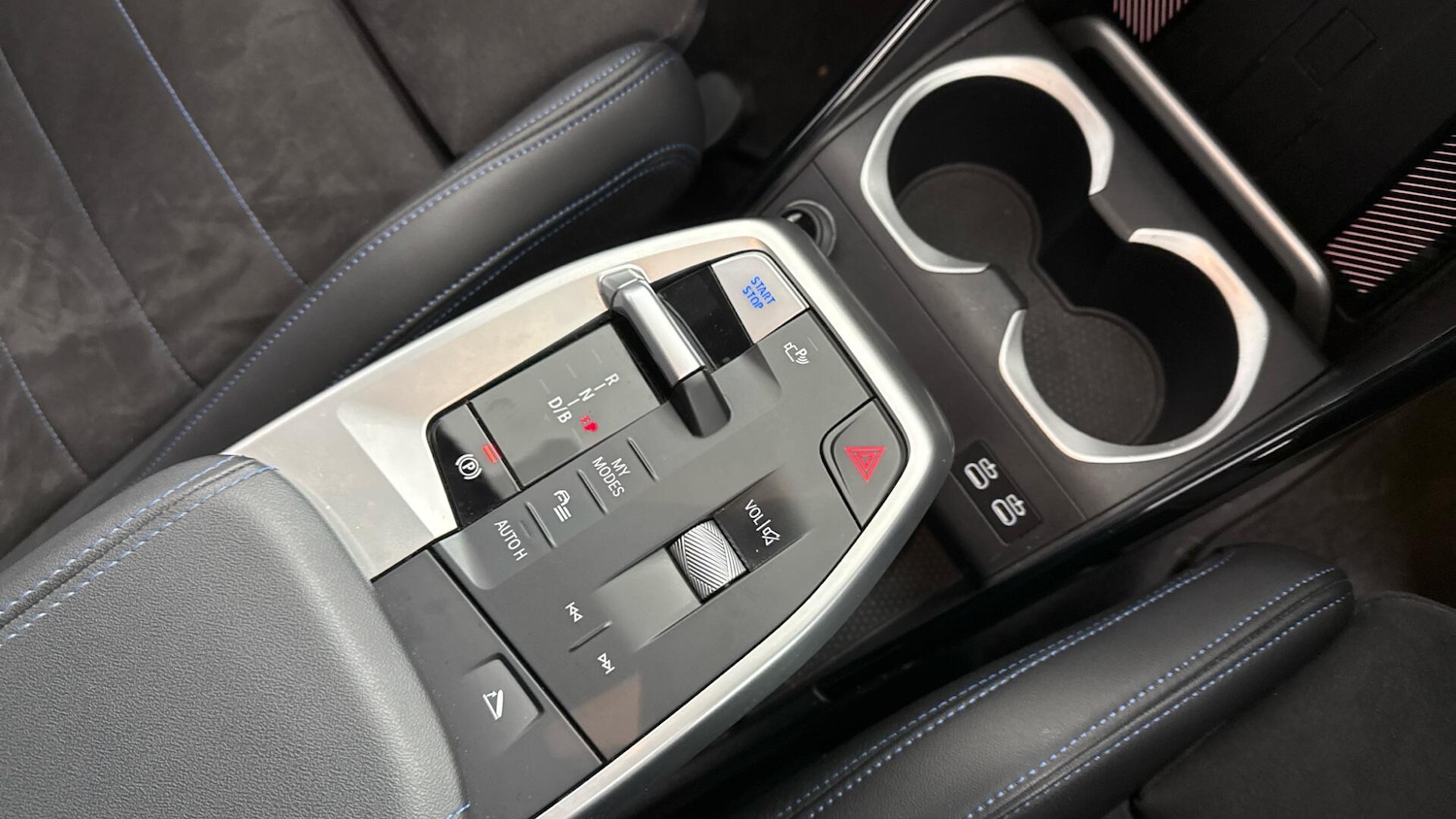 Used BMW iX1 2025 for sale - 76898706: Photo 10