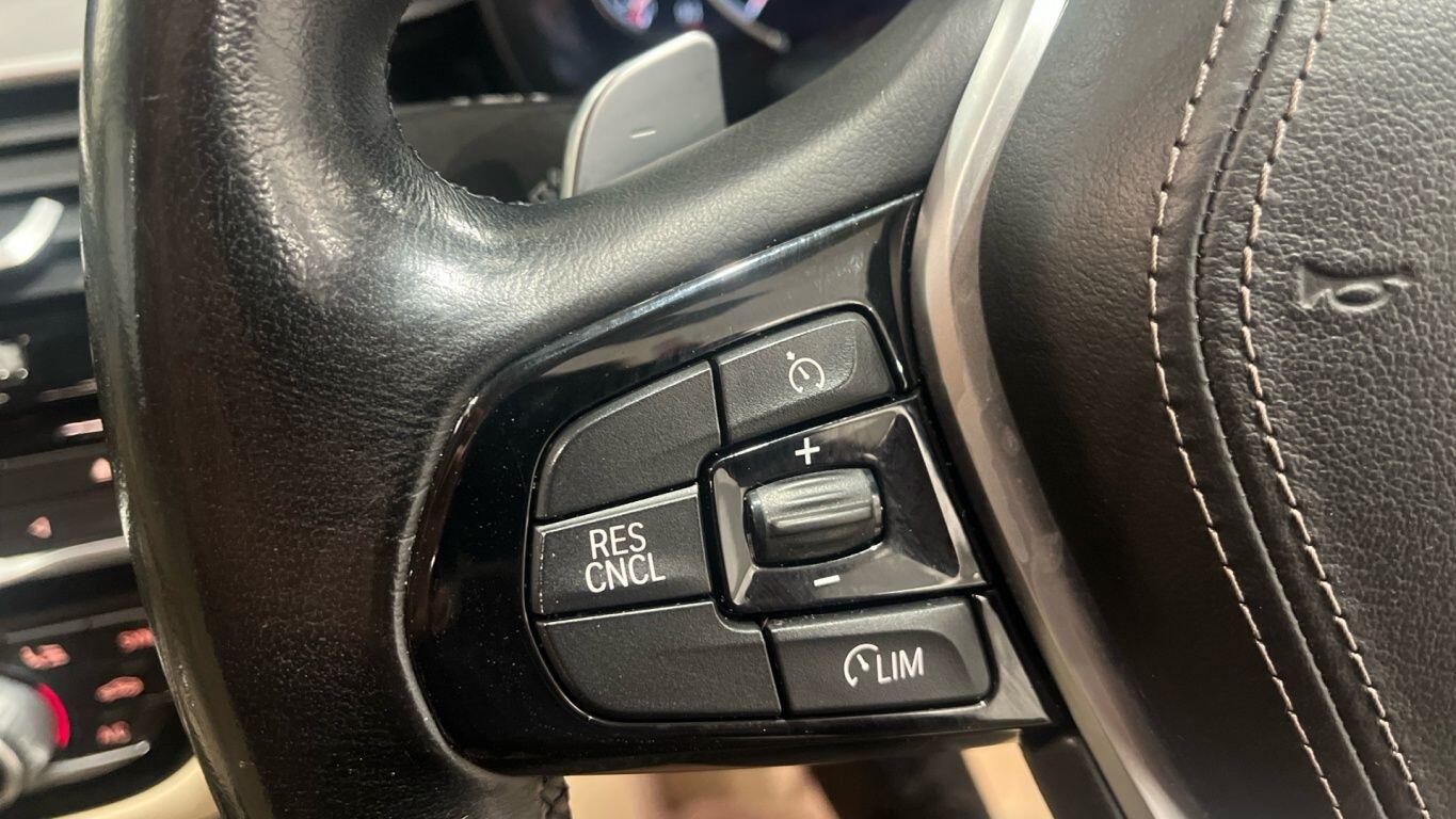 Used BMW 5 Series 2017 for sale - 77344260: Photo 17