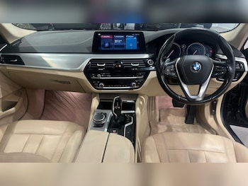 Used BMW 5 Series 2017 for sale - 77344260: Photo