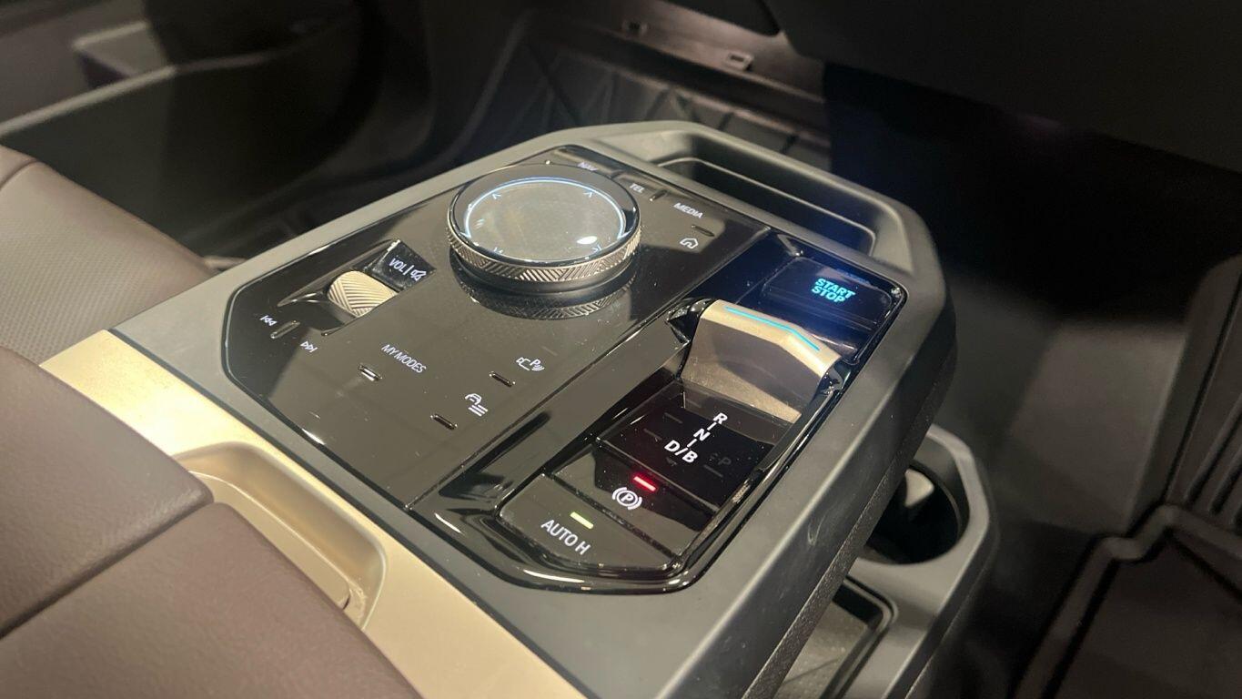 Used BMW iX 2022 for sale - 77155654: Photo 10