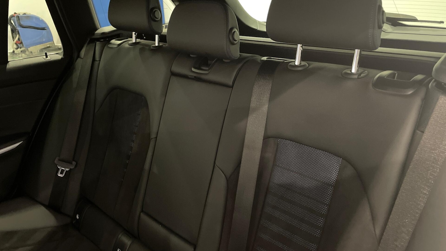 Used BMW 3 Series 2024 for sale - 76918585: Photo 12