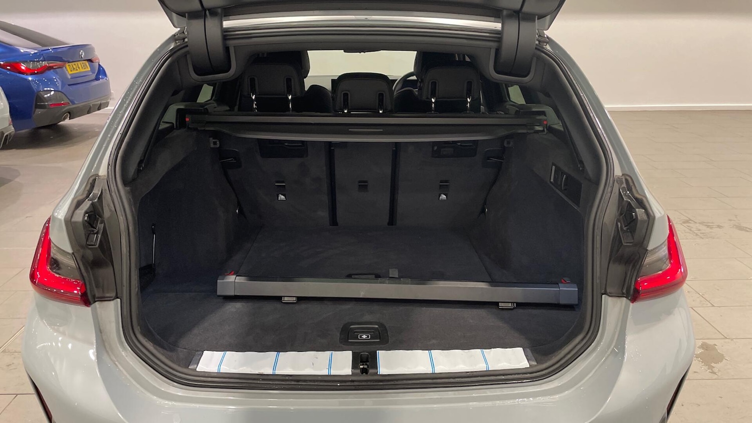 Used BMW 3 Series 2024 for sale - 76918585: Photo 13