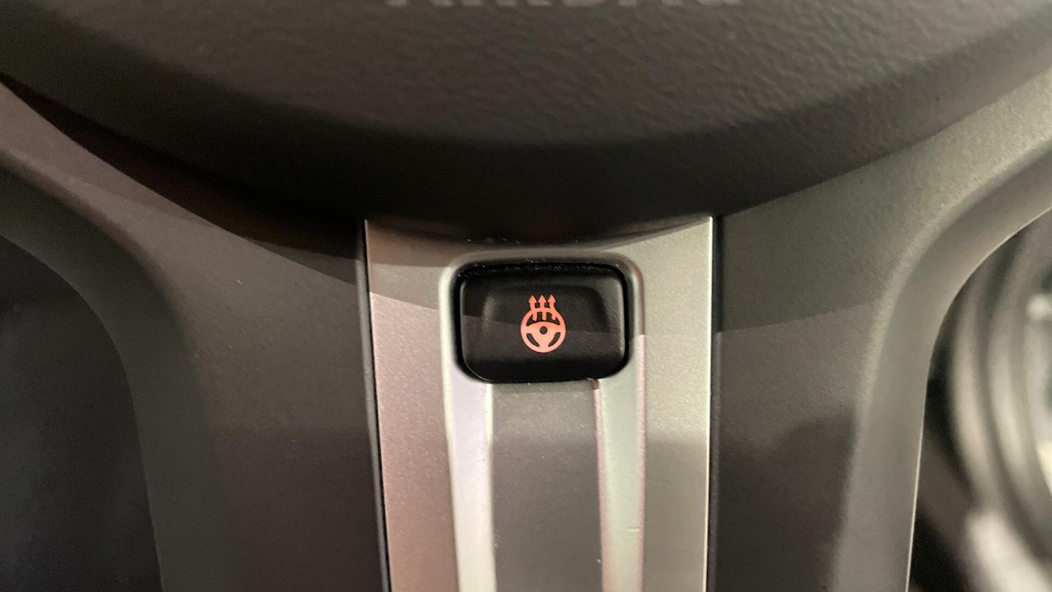 Used BMW 3 Series 2024 for sale - 76918585: Photo 23