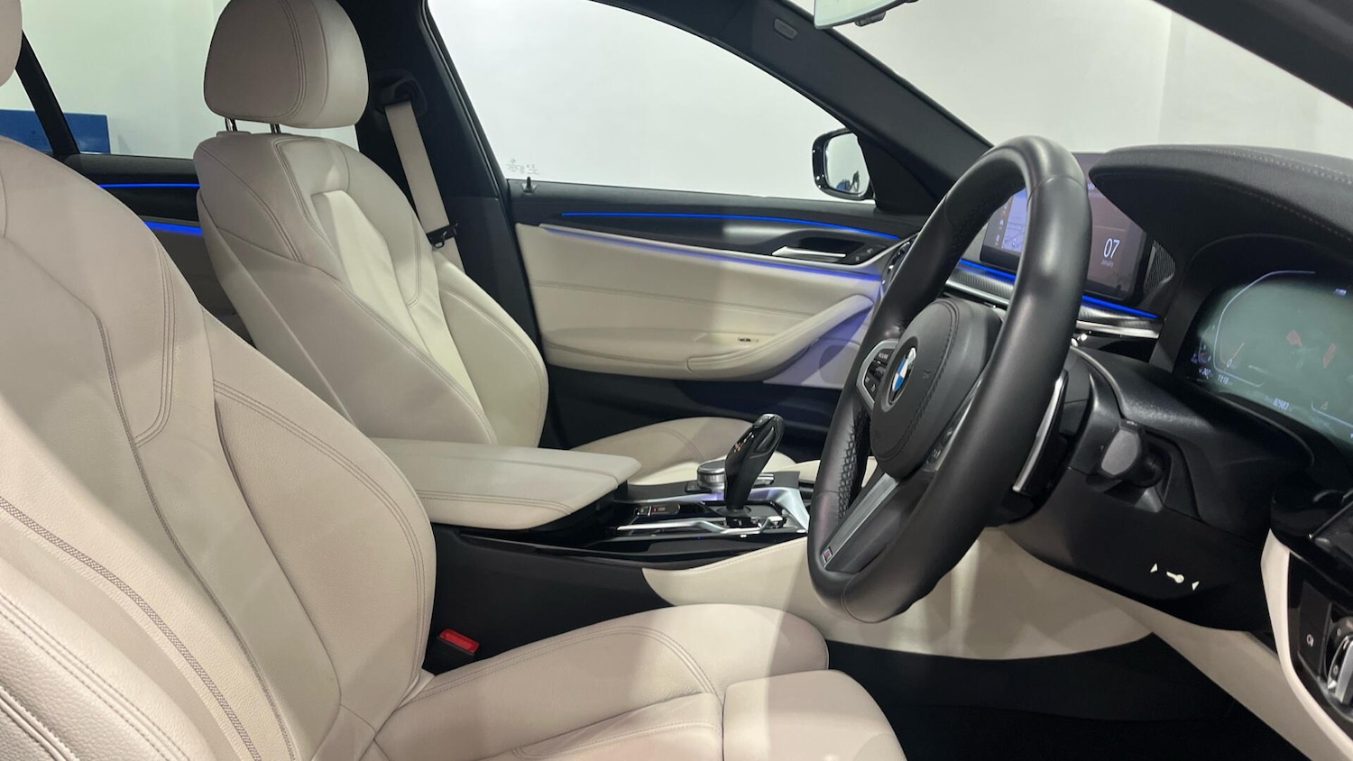 Used BMW 5 Series 2020 for sale - 77162868: Photo 11