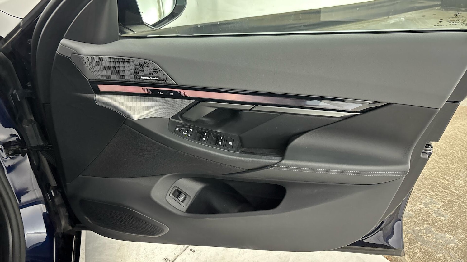 Used BMW 5 Series 2024 for sale - 76936423: Photo 8