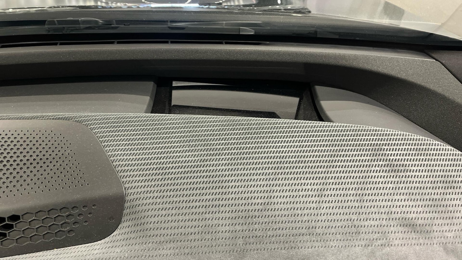 Used BMW iX 2025 for sale - 78170863: Photo 19