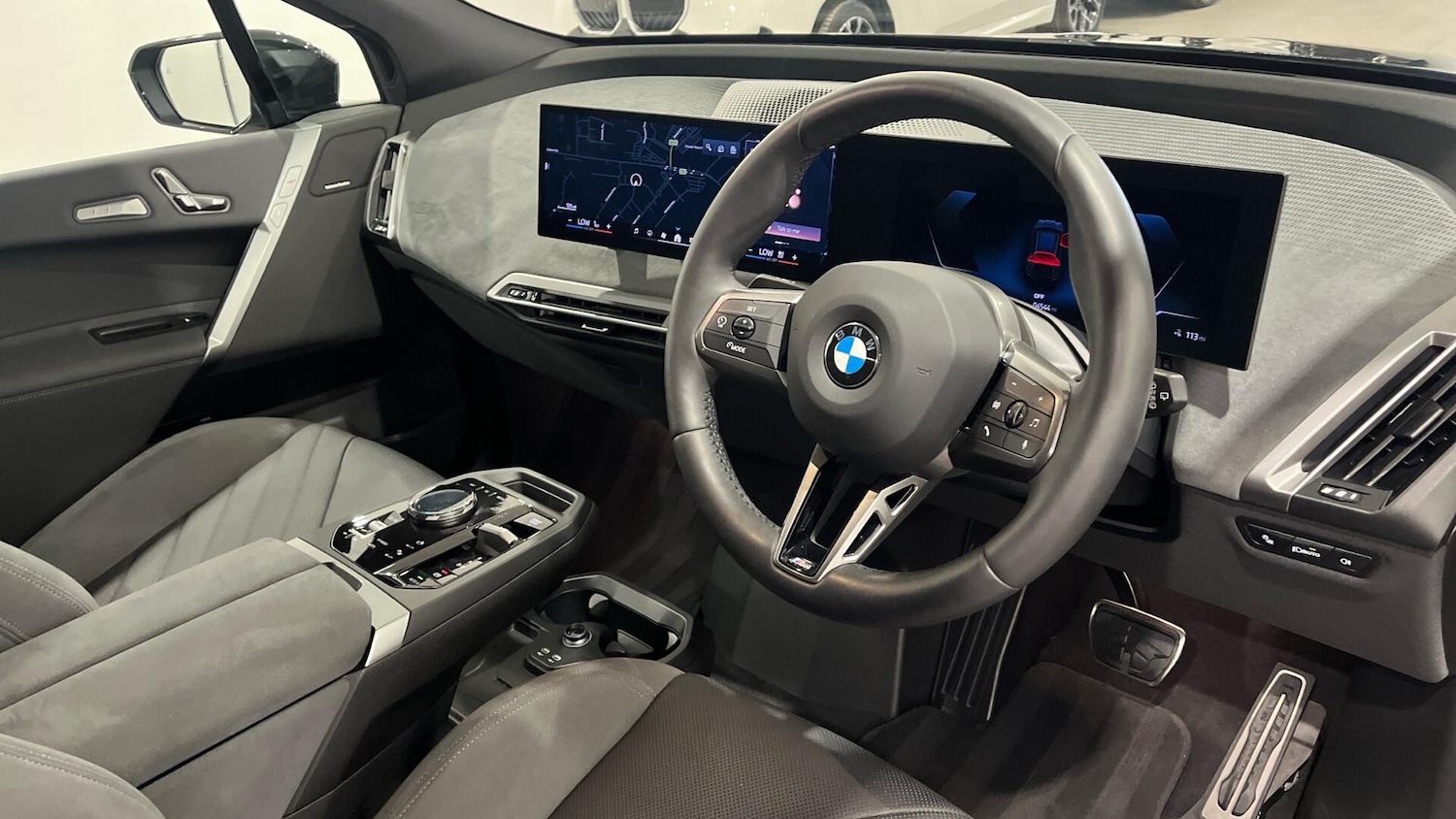 Used BMW iX 2025 for sale - 78170863: Photo 6