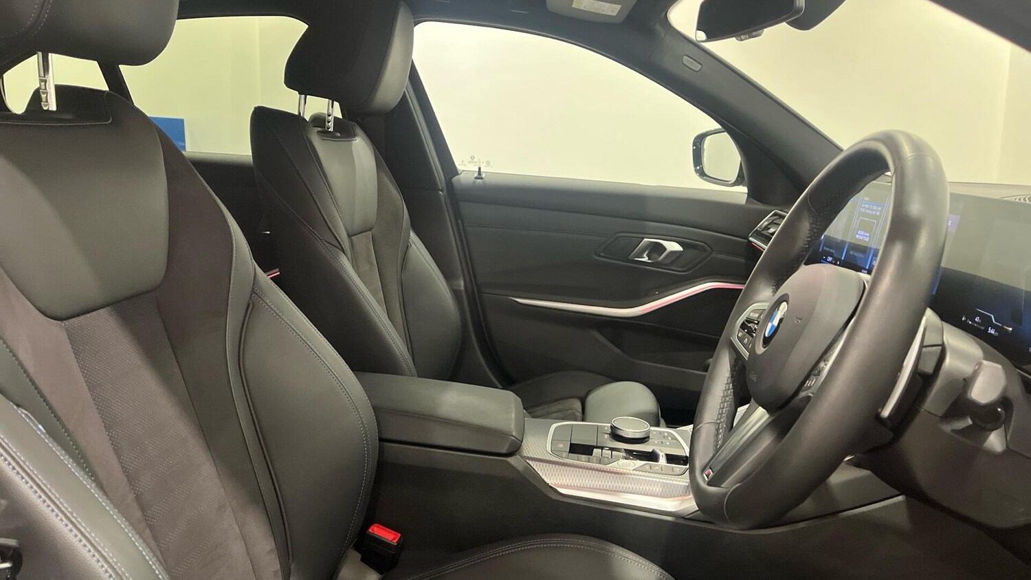 Used BMW 3 Series 2024 for sale - 77839504: Photo 11