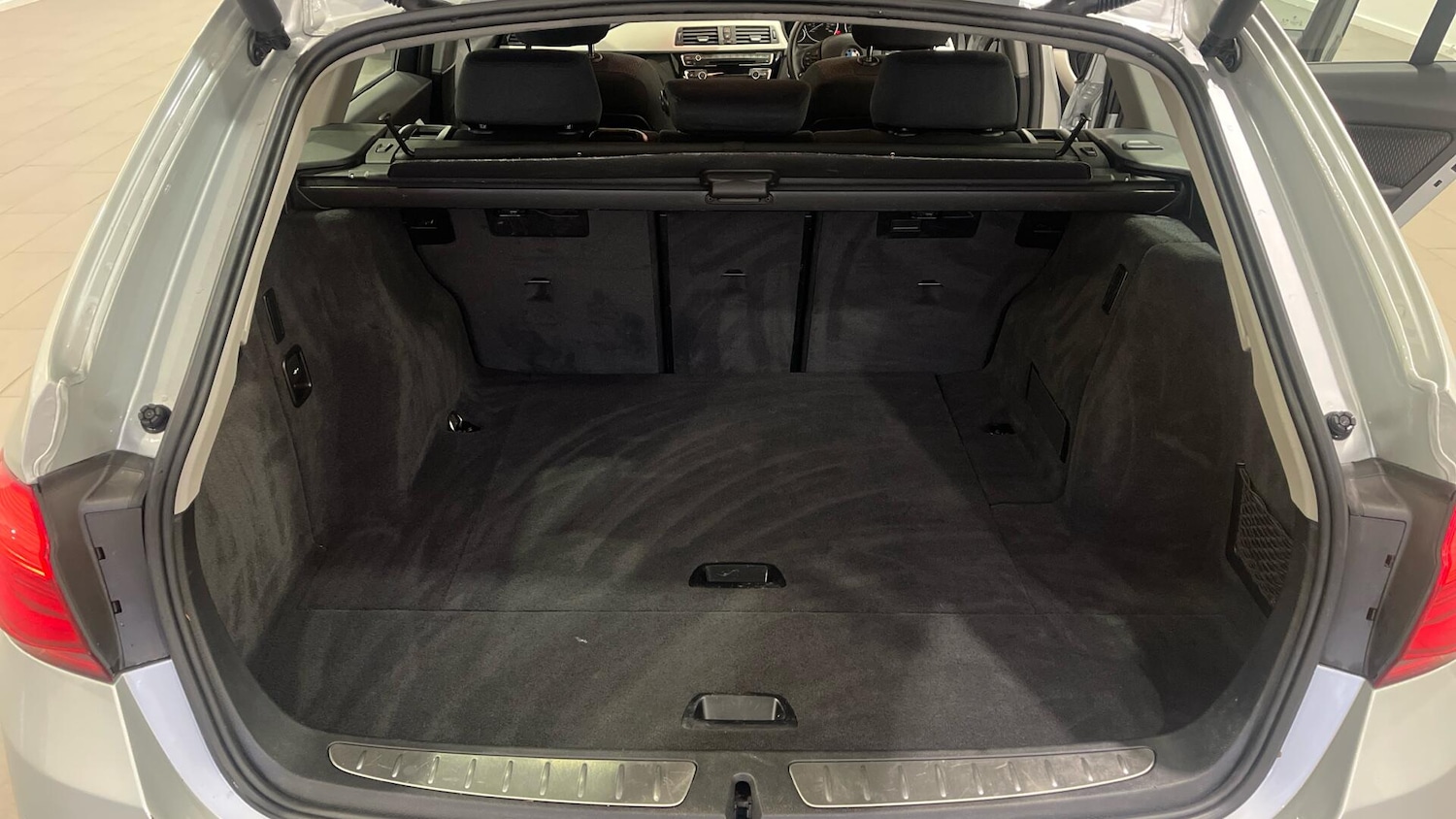 Used BMW 3 Series 2018 for sale - 77029190: Photo 13