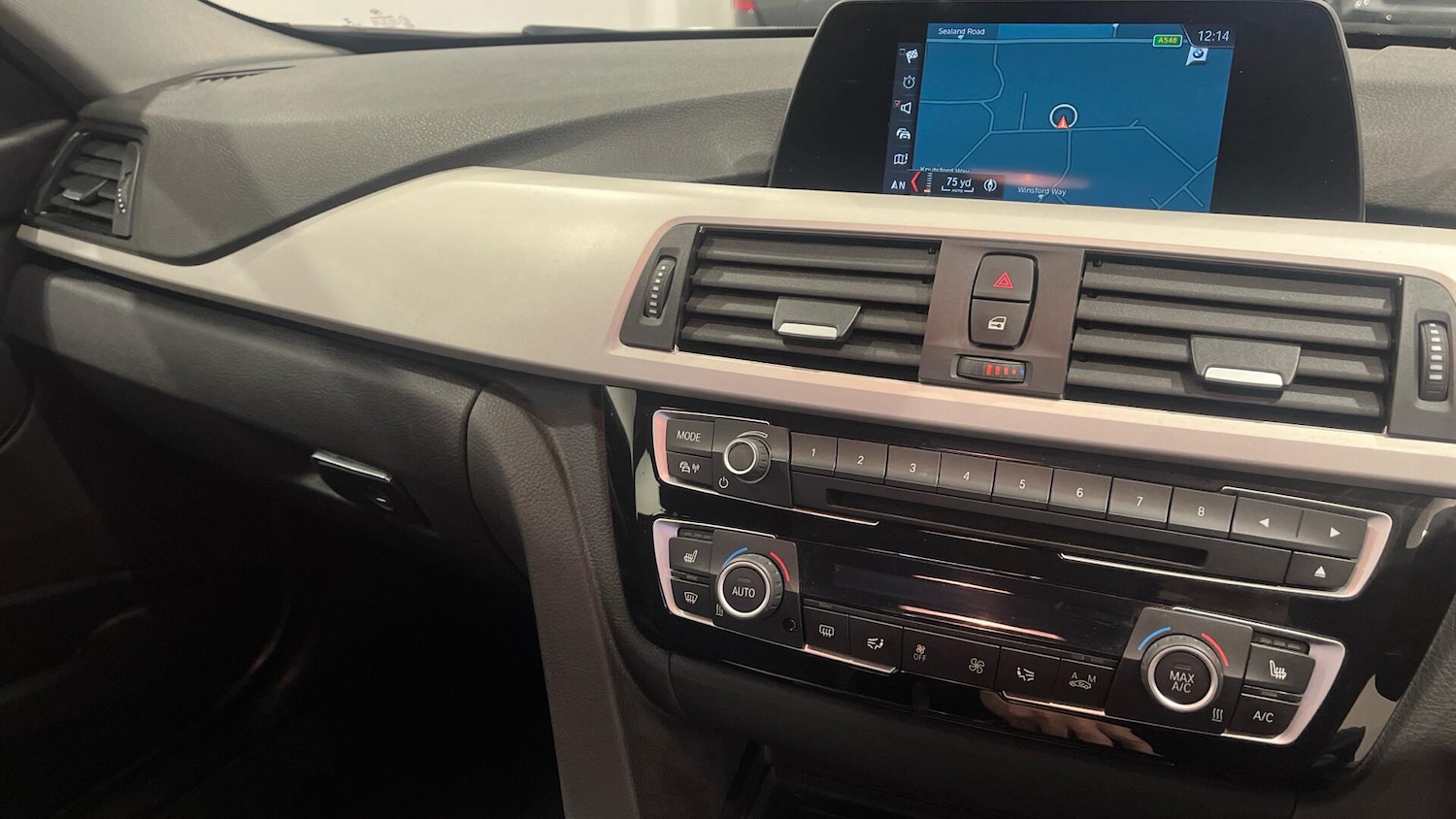 Used BMW 3 Series 2018 for sale - 77029190: Photo 19