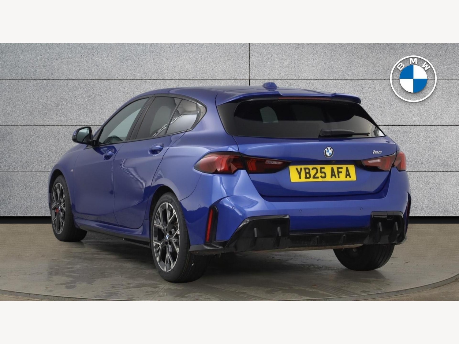 Used BMW 1 Series 2025 for sale - 77109826: Photo 2