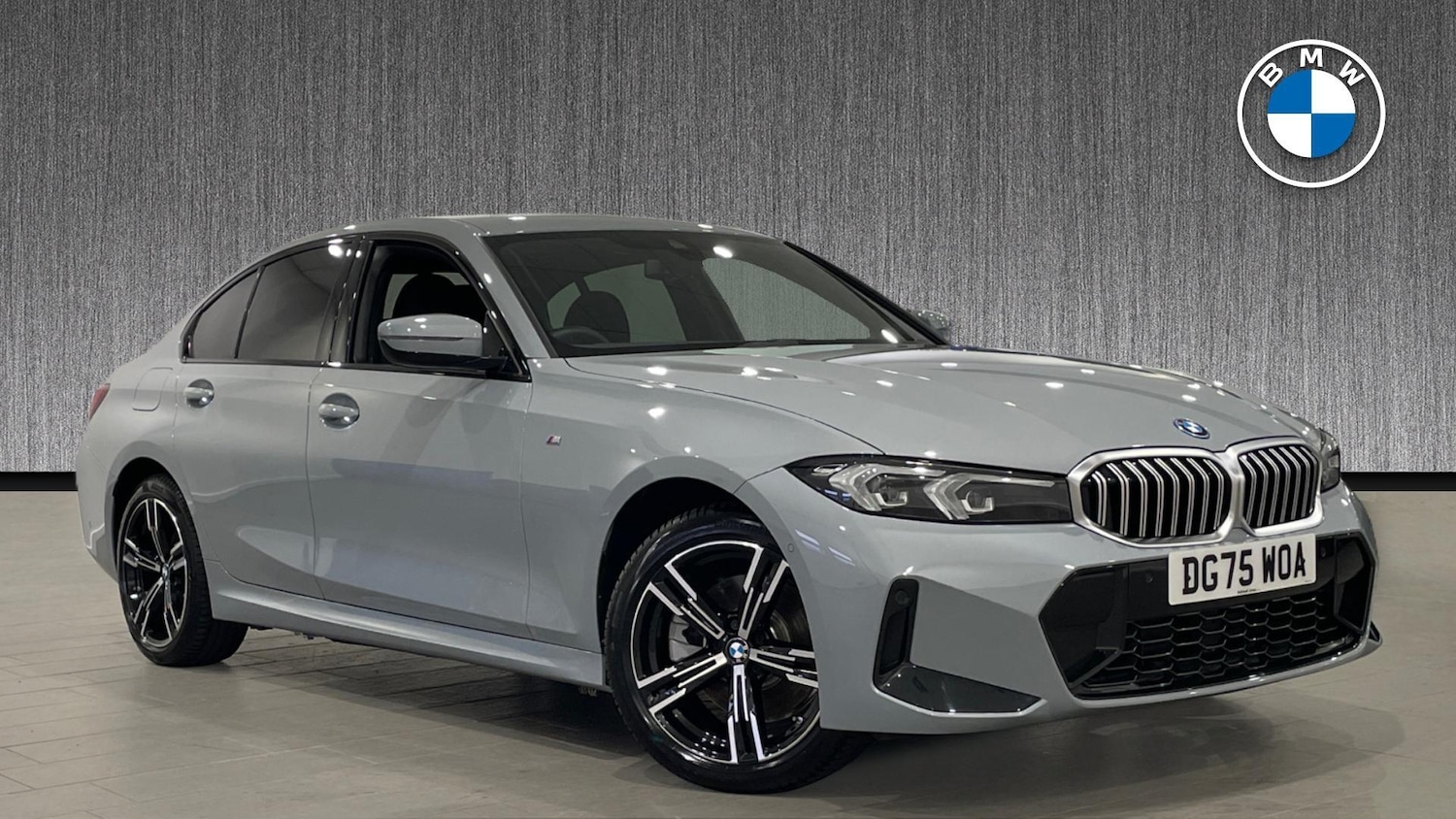 Used BMW 3 Series 2025 for sale - 76952436: Photo 1