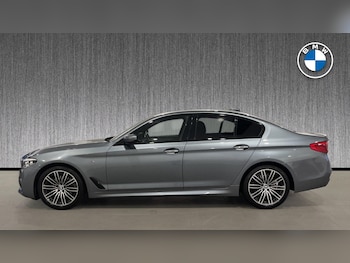 Used BMW 5 Series 2017 for sale - 77574143: Photo