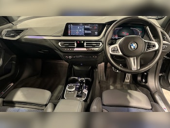 Used BMW 1 Series 2022 for sale - 77155412: Photo