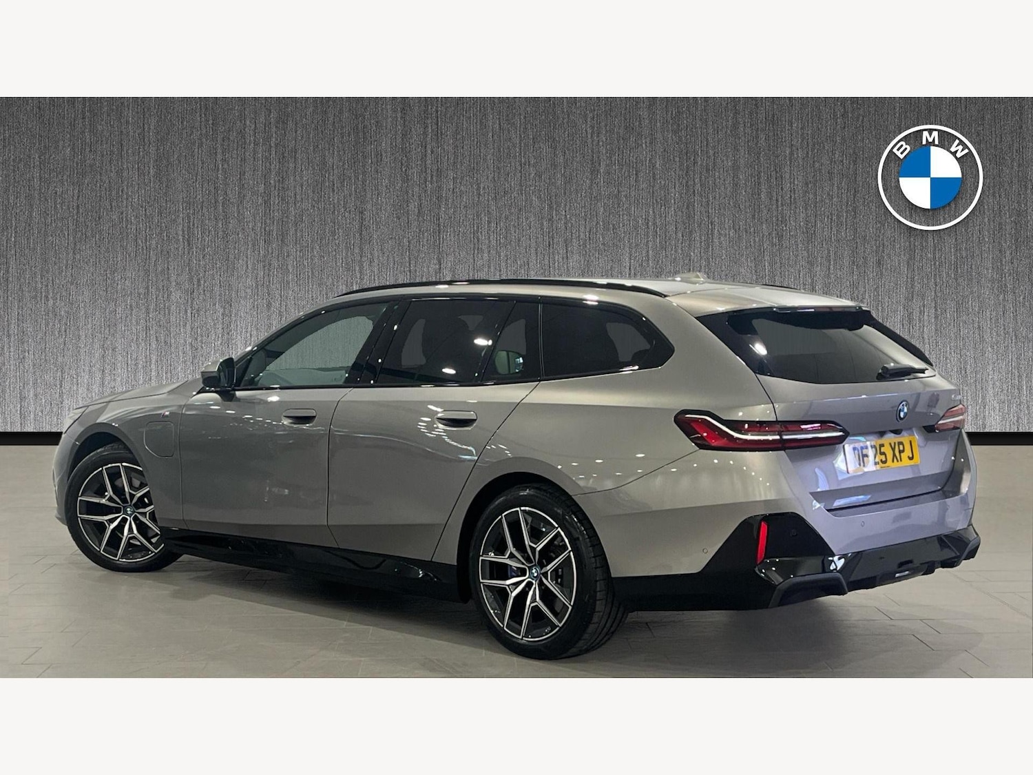 Used BMW 5 Series 2025 for sale - 76760206: Photo 2