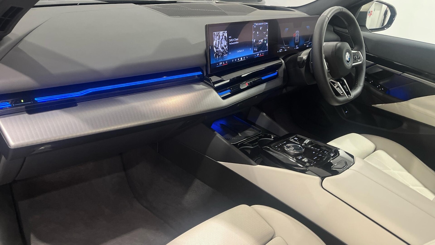 Used BMW 5 Series 2025 for sale - 76760206: Photo 7