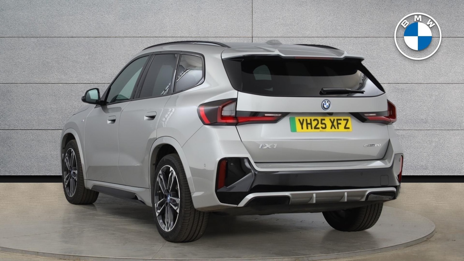 Used BMW iX1 2025 for sale - 77017014: Photo 2