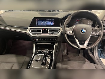 Used BMW 3 Series 2021 for sale - 77315019: Photo