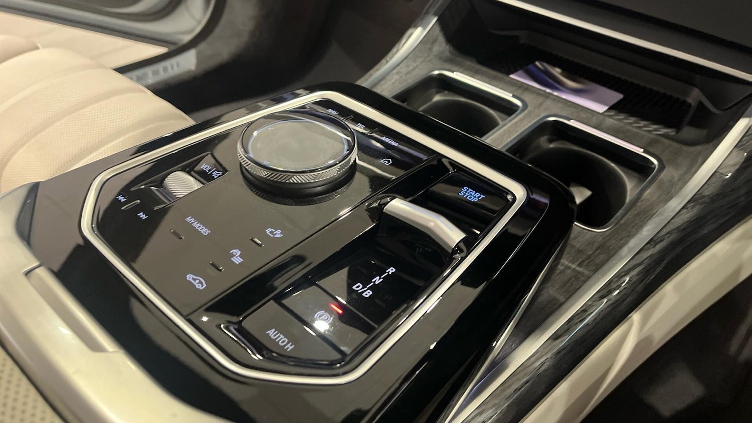 Used BMW i7 2025 for sale - 77455739: Photo 10