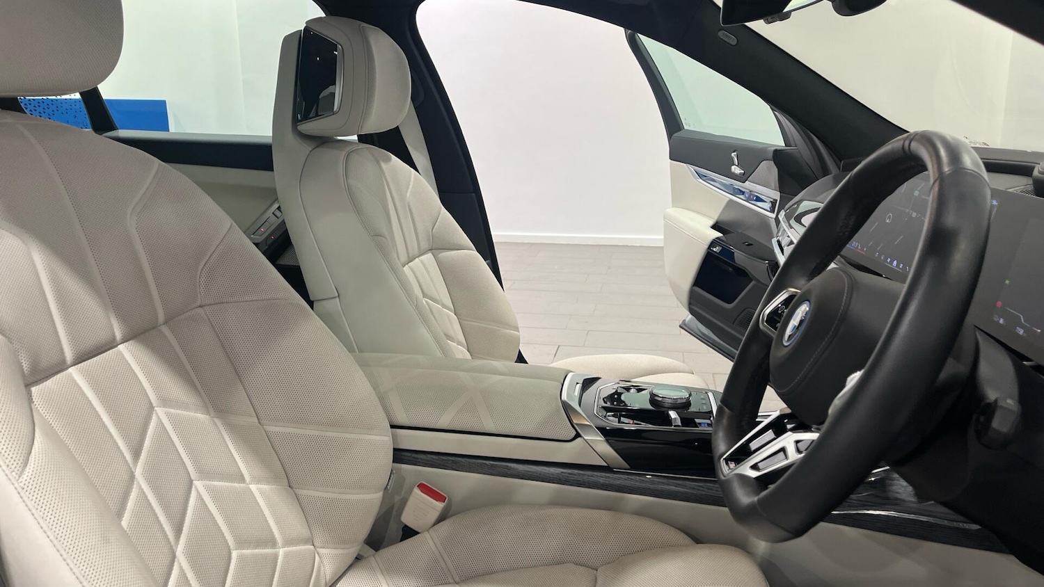 Used BMW i7 2025 for sale - 77455739: Photo 11