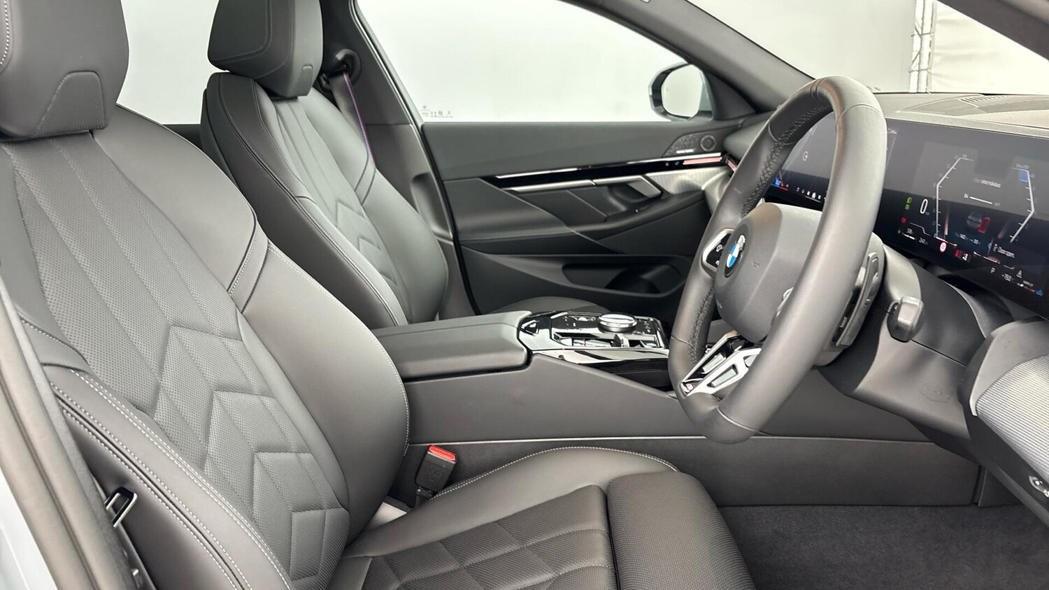 Used BMW 5 Series 2024 for sale - 76801425: Photo 11