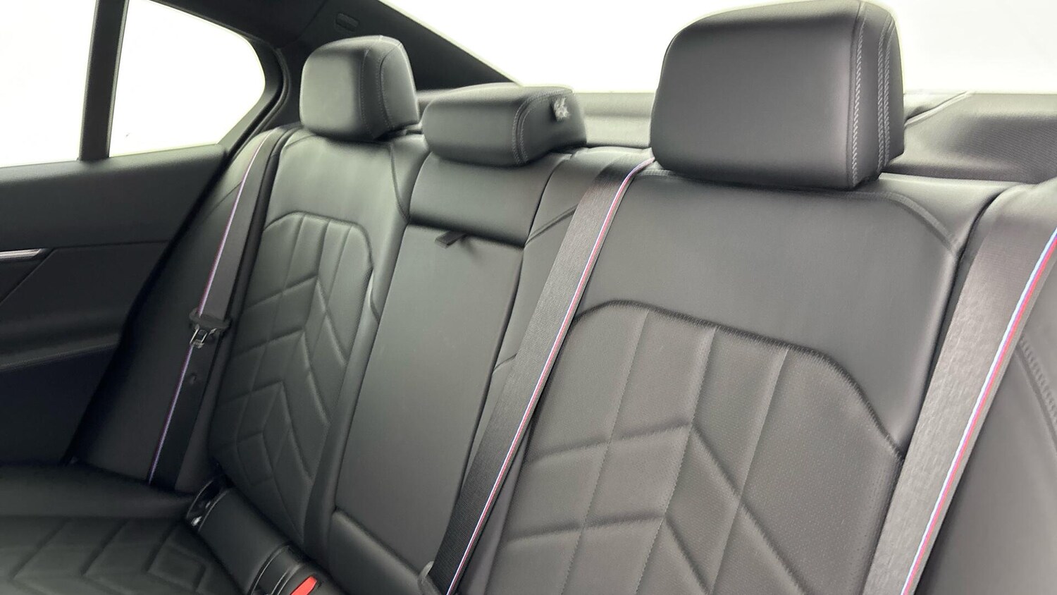 Used BMW 5 Series 2024 for sale - 76801425: Photo 12