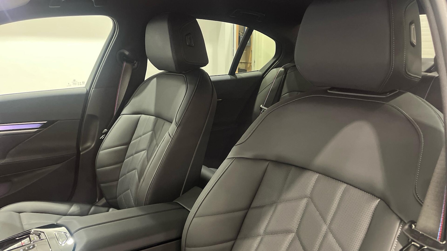 Used BMW 5 Series 2025 for sale - 78020380: Photo 27