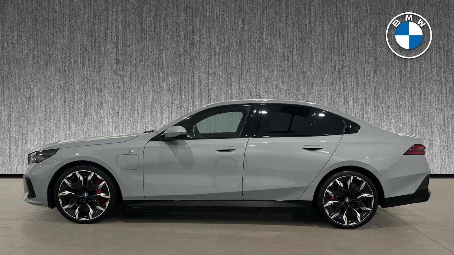 Used BMW 5 Series 2025 for sale - 78020380: Photo 3