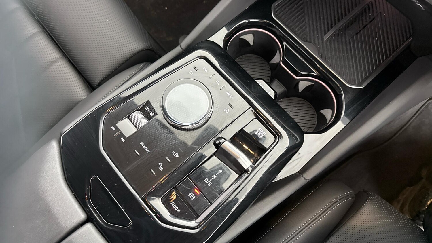 Used BMW 5 Series 2025 for sale - 77412142: Photo 10