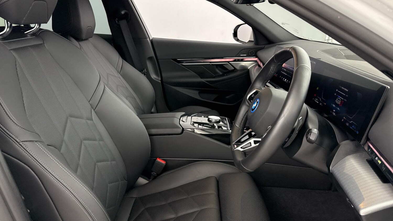 Used BMW 5 Series 2025 for sale - 77412142: Photo 11