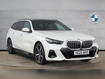 2025 (25) - 530e M Sport Touring 5-Door
