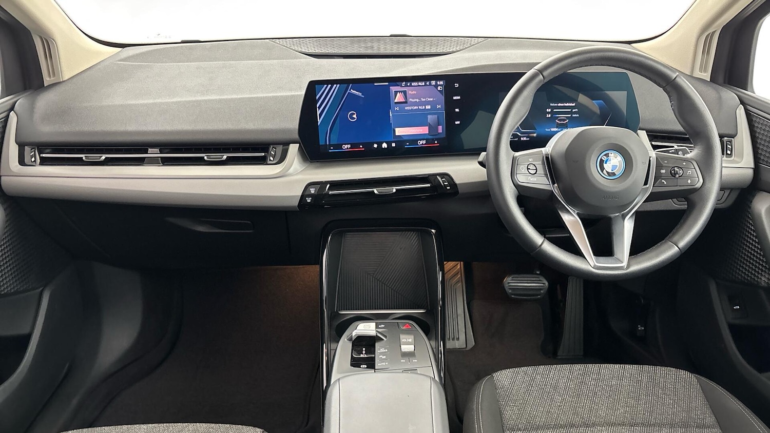 Used BMW 2 Series 2025 for sale - 76765524: Photo 4