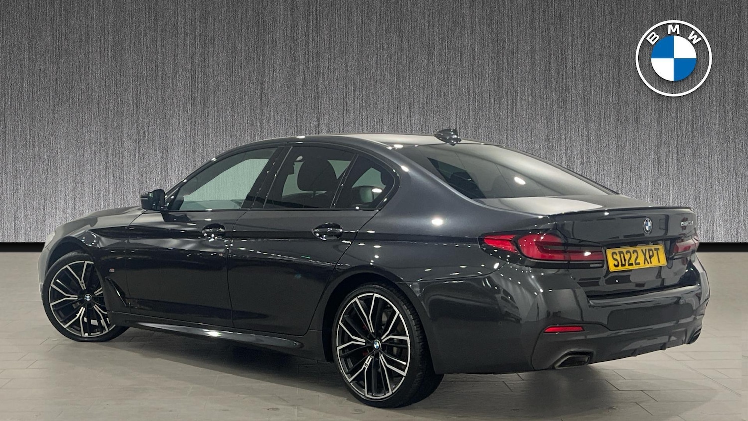 Used BMW 5 Series 2022 for sale - 77573750: Photo 2