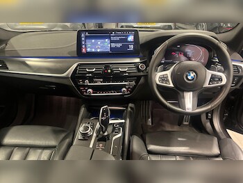 Used BMW 5 Series 2022 for sale - 77573750: Photo